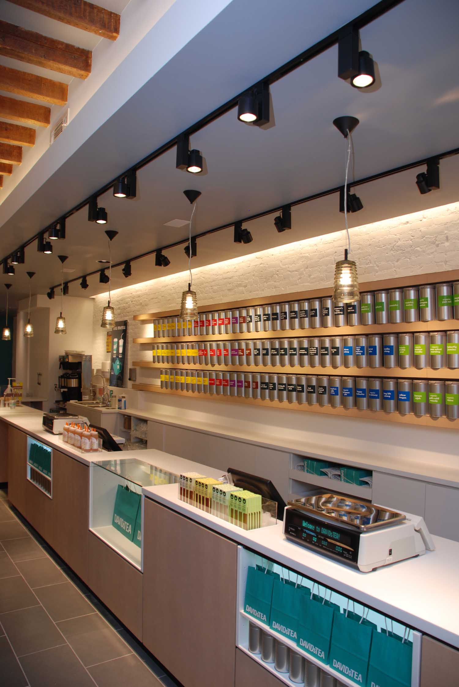 DAVIDsTEA interior-SM.jpg