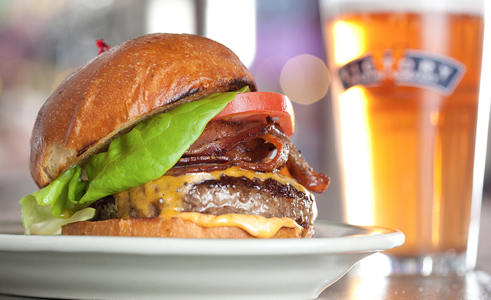 Dish Spotting: Pop’s of Brooklyn’s Texas Sr. Burger