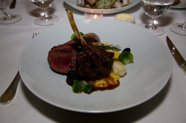 Carbone – Reviewed