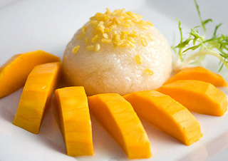 mango sticky rice.jpg